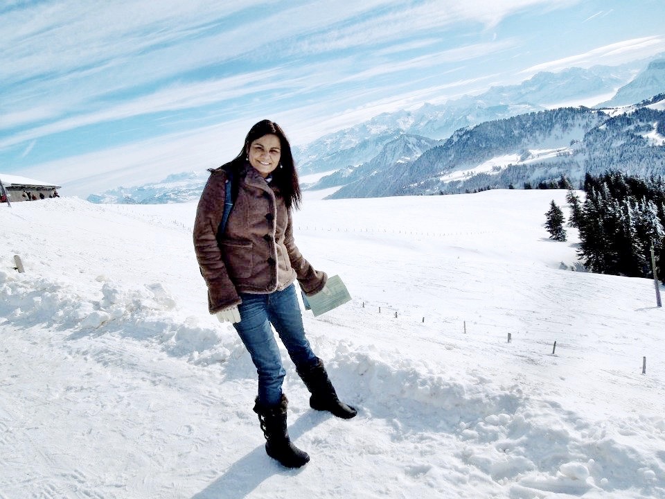 Europe travel winter clothes style guide for traveling