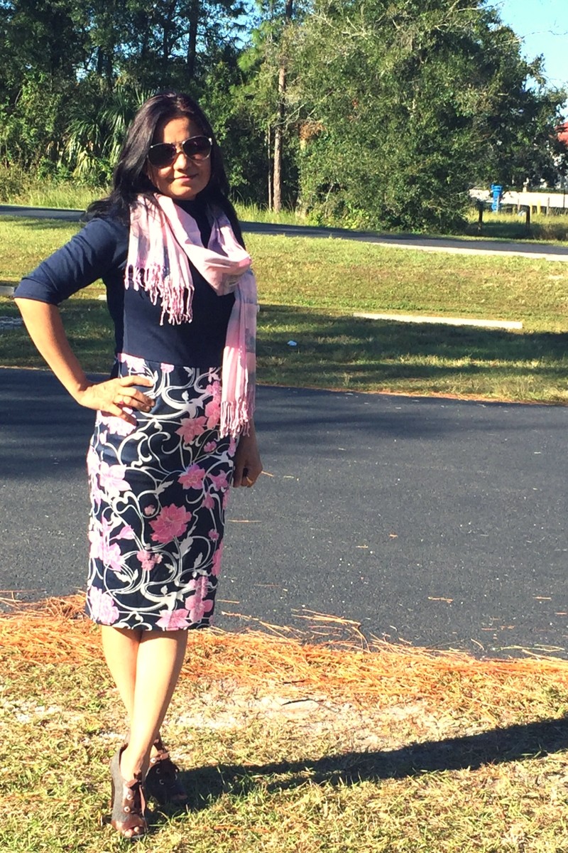 what to wear in Florida Florida winter dress style guide Florida what to wear in Florida asks midi dress